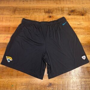 Jacksonville Jaguars Nike Team Issued Dri Fit Practice Shorts XXL #65 Mekari